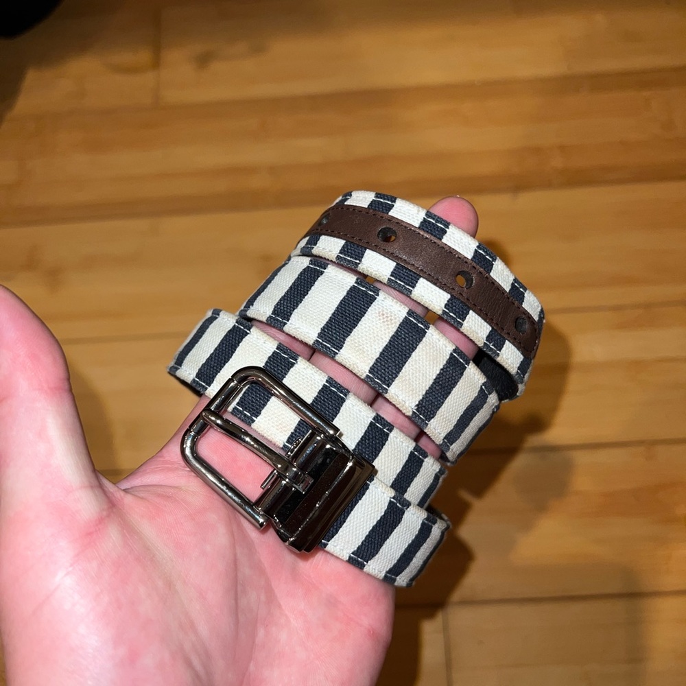 DOLCE & GABBANA
Leather-trimmed striped canvas belt